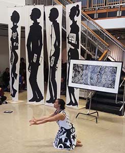 Leah Glenn Performing at the "Communal Resurrection: The art of Steve Prince", March 2018 reception