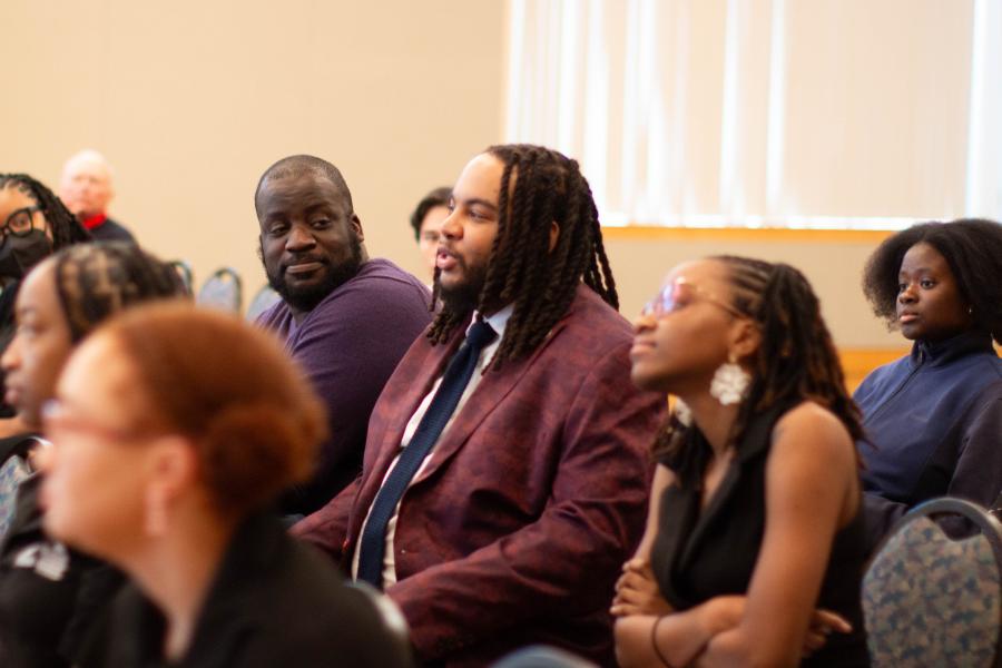 Dr. Isaiah Speight, assistant professor of chemistry (center) challenged conference-goers to "go make your community" in the event's concluding keynote address. (Photo by Tess Willett)