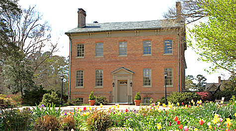 The William & Mary Alumni House