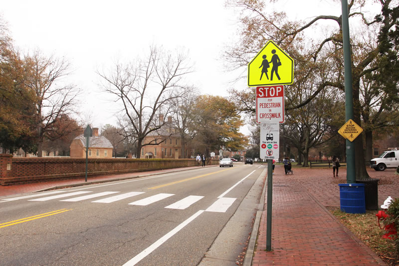 Bus Stop - Campus Center (Route 8)