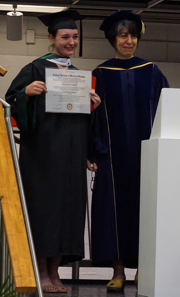 Rachel Ciampoli, Art History with Honors, Business Management minor