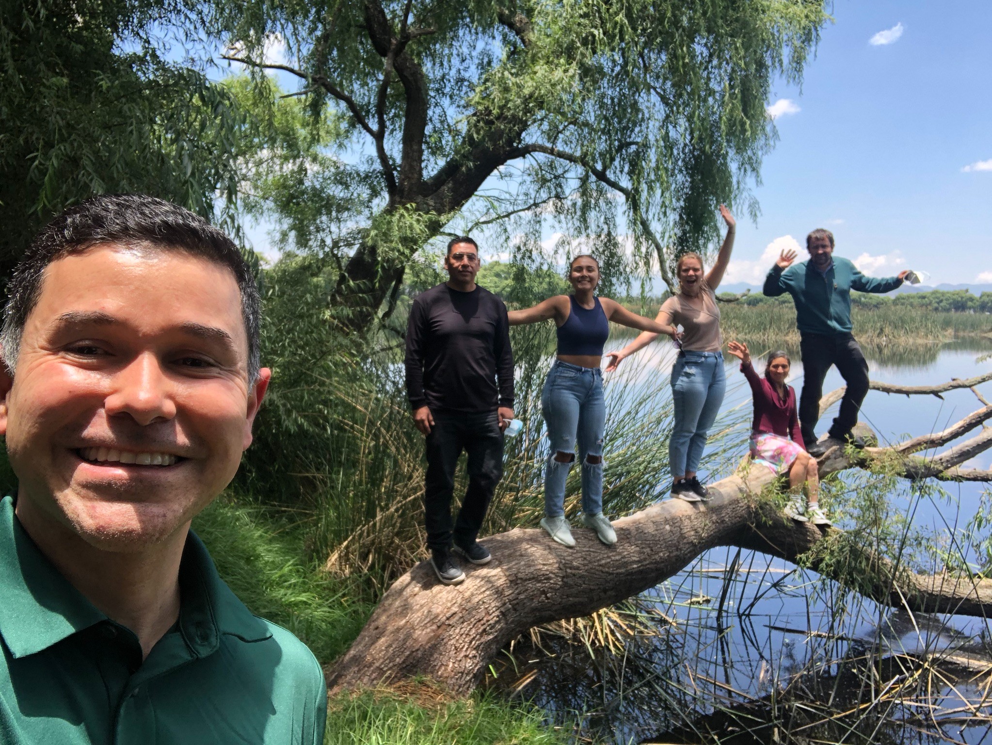  Left to right:  Dr. Fernando Galeana Rodriguez (IIC, Sociology), Gabriel Martínez Molina (Milpa Alta Biological Monitoring), Bibiana Mirones ’23 (W&M Interdisciplinary Studies), Jordan Bryant ’23 (W&M Biology), María Magdalena García Loaeza (Milpa Alta Biological Monitoring), and Dr. Victor Ávila Akerberg (ICAR-UAEM). 