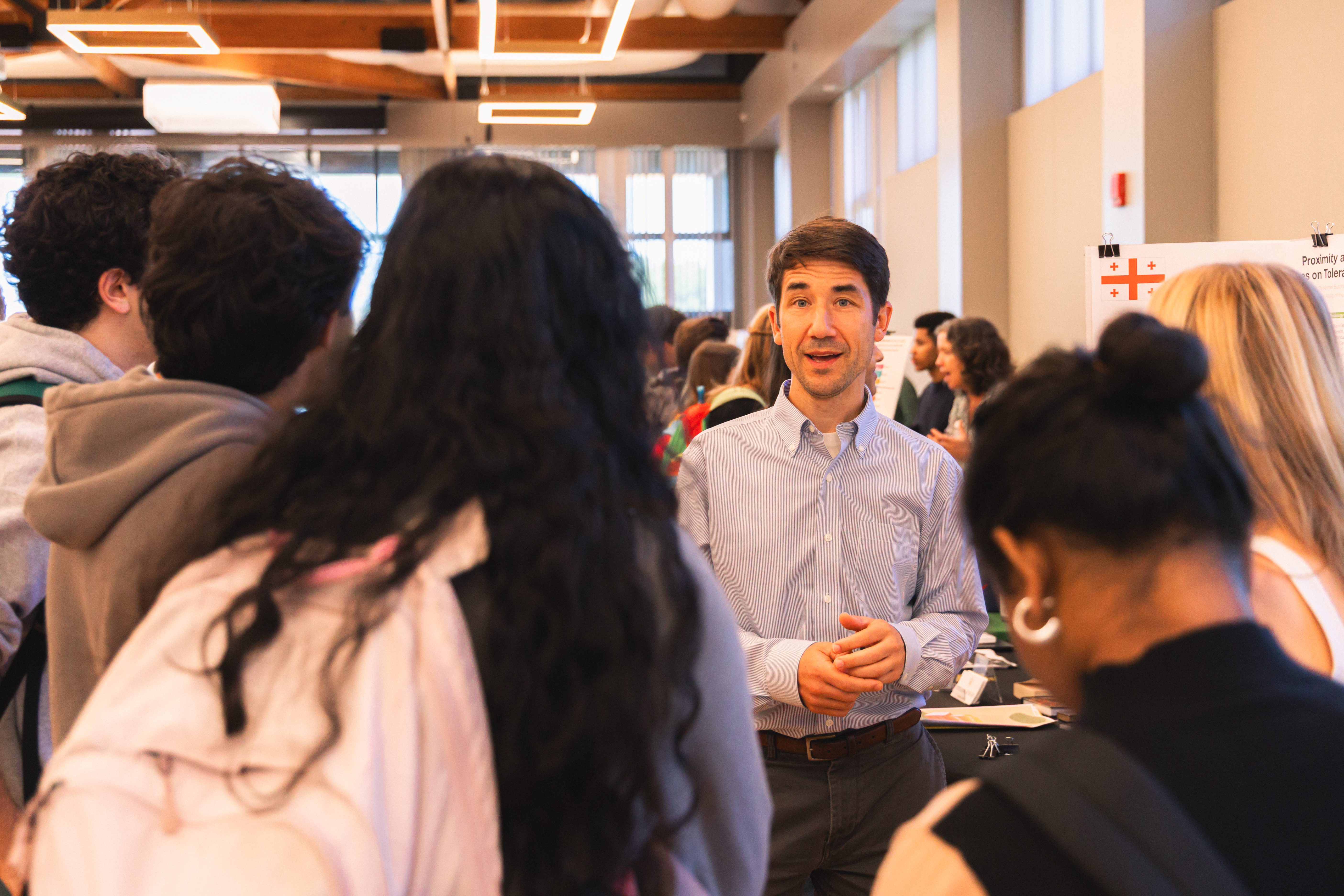 A moment for mentorship. Associate Professor of Government Dan Maliniak offers suggestions about how to find the right research opportunity among the many available in the government department. (Photo by Samuel Li)