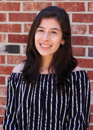 Nicole Carillo Vallejo '21