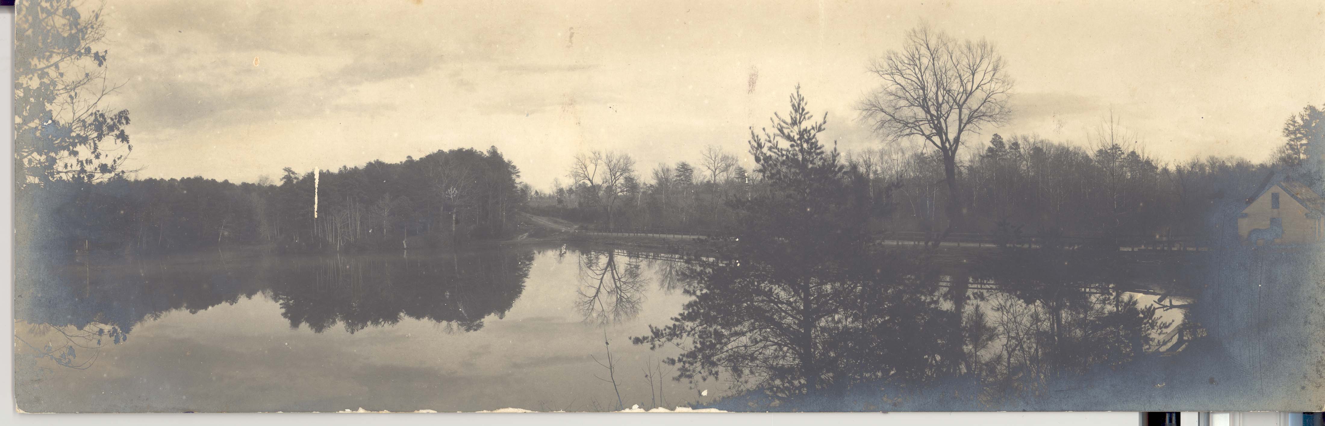 Lake Matoaka in 1926, looking towards the dam and Jamestown Road.