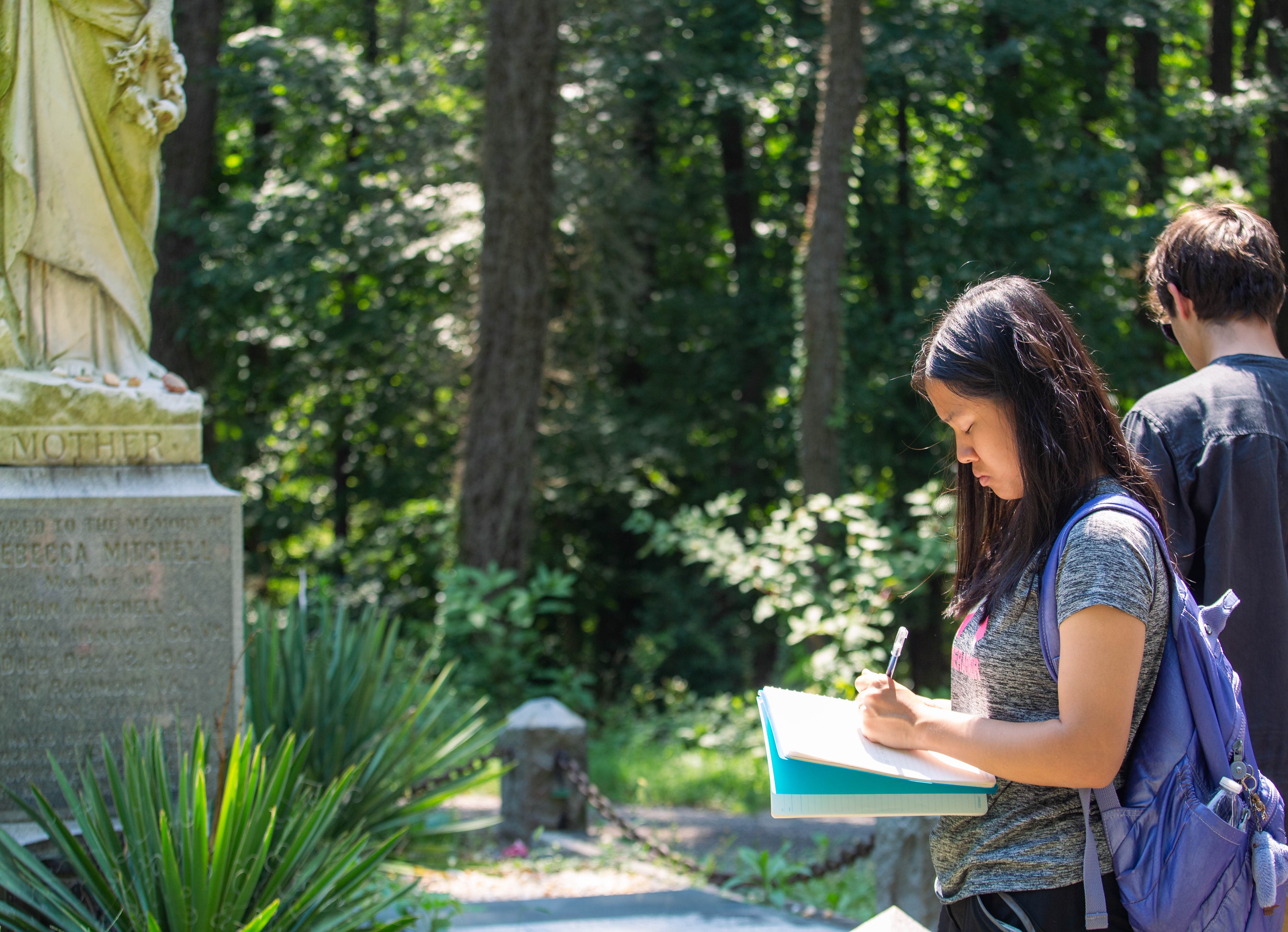 East End Cemetery 