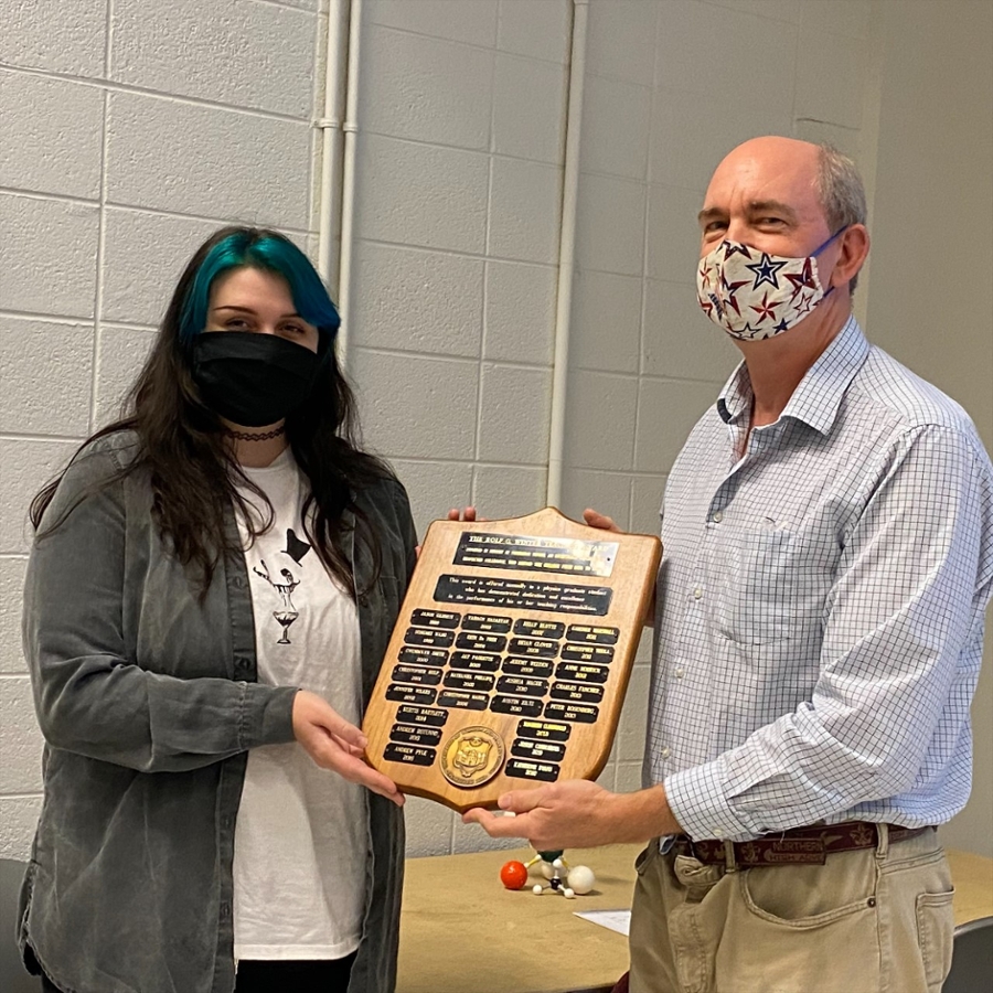 2020 Winter Award recipient Ms. Katherine Evans with Physics Chair Prof. Nelson
