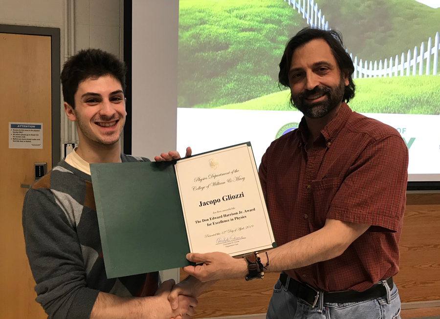 2019 Don E. Harrison Prize awardee Jacopo Gliozzi with physics chair Prof. Carone