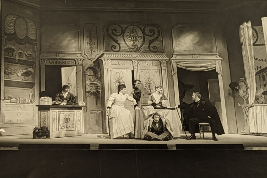 Linda Lavin as Ms. Dolly Levi in "The Matchmaker" (1958)