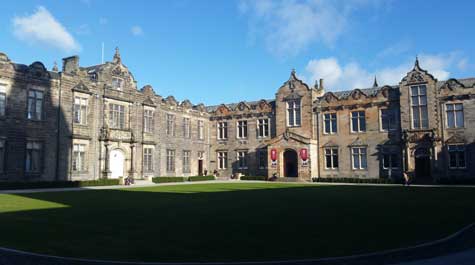 St Andrews Courtyard