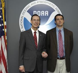 VIMS alumnus Matt Strickler (R) with then-NOAA Chief Administrator and Navy Vice Admiral Conrad Lautenbacher during the Knauss Fellows welcome in 2007. © NOAA
