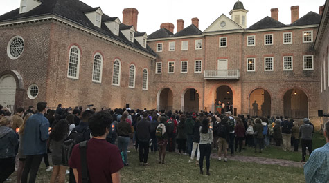 W&M and local community members fill the Wren Courtyard for the event. (Photo by Erin Zagursky)