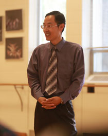 Deliang Wang, Chinese director at William &  Mary's Confucius Institute and liaison to BNU, coordinated the dance group's recent visit. He provided supplemental information via translation at Friday's session. (Photo by Stephen Salpukas)