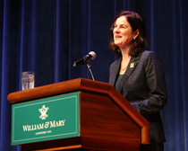 W&M President Katherine A. Rowe introduces Carla Hayden. (Photo by Stephen Salpukas)