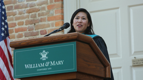 U.S. Rep. Stephanie Murphy ’00 (D-Fla.) speaks to W&M's new students at Opening Convocation. (Photo by Stephen Salpukas) 