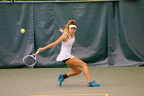 Rosie Cheng ’20 brought her tennis skills across the Pacific to play for William & Mary.
