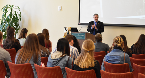Spencer Niles talks to students during a day for admitted students. (Photo courtesy of the School of Education)