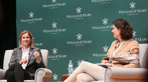 Jill Ellis (left) talks with Katherine Rowe