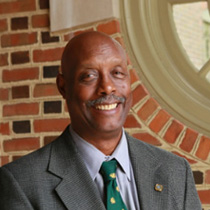 Warren W. Buck III 