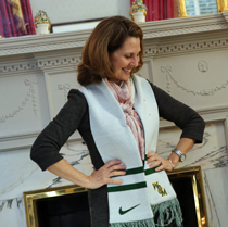 First Lady of Virginia Pamela Northam sports a Tribe scarf the students gave her. (Photo by Stephen Salpukas)