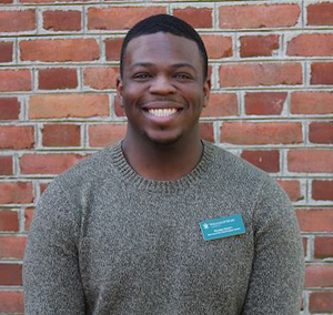 RJ Hewitt ’21 is a peer ambassador for the Washington Center.