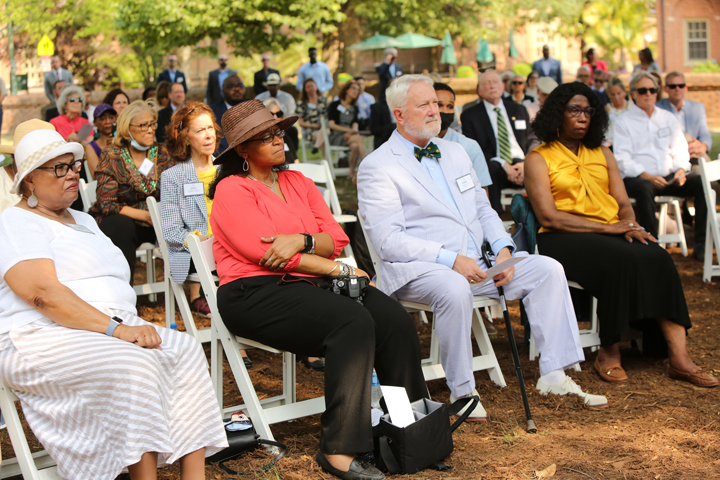 'We will remember': Work begins on W&M's memorial to the enslaved - Vimarsana News