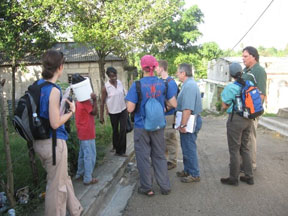 Members of SOMOS conduct field work and in-home medical visits in Paraiso. By Matt Harrington.