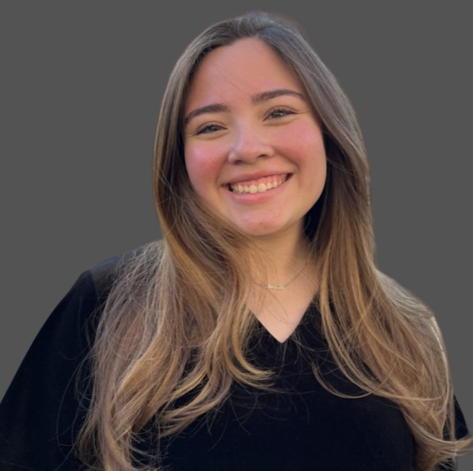 Gabriella Flores '26