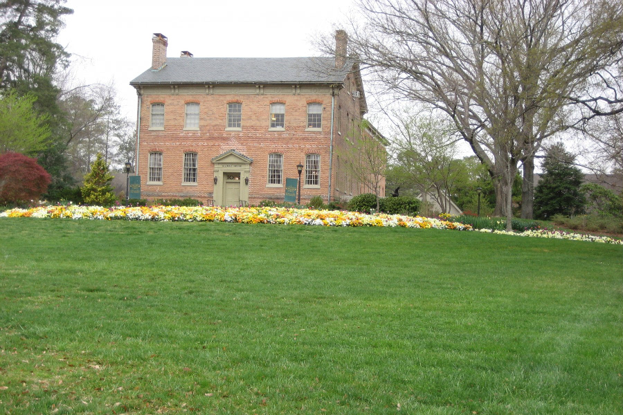 The Alumni House Gardens