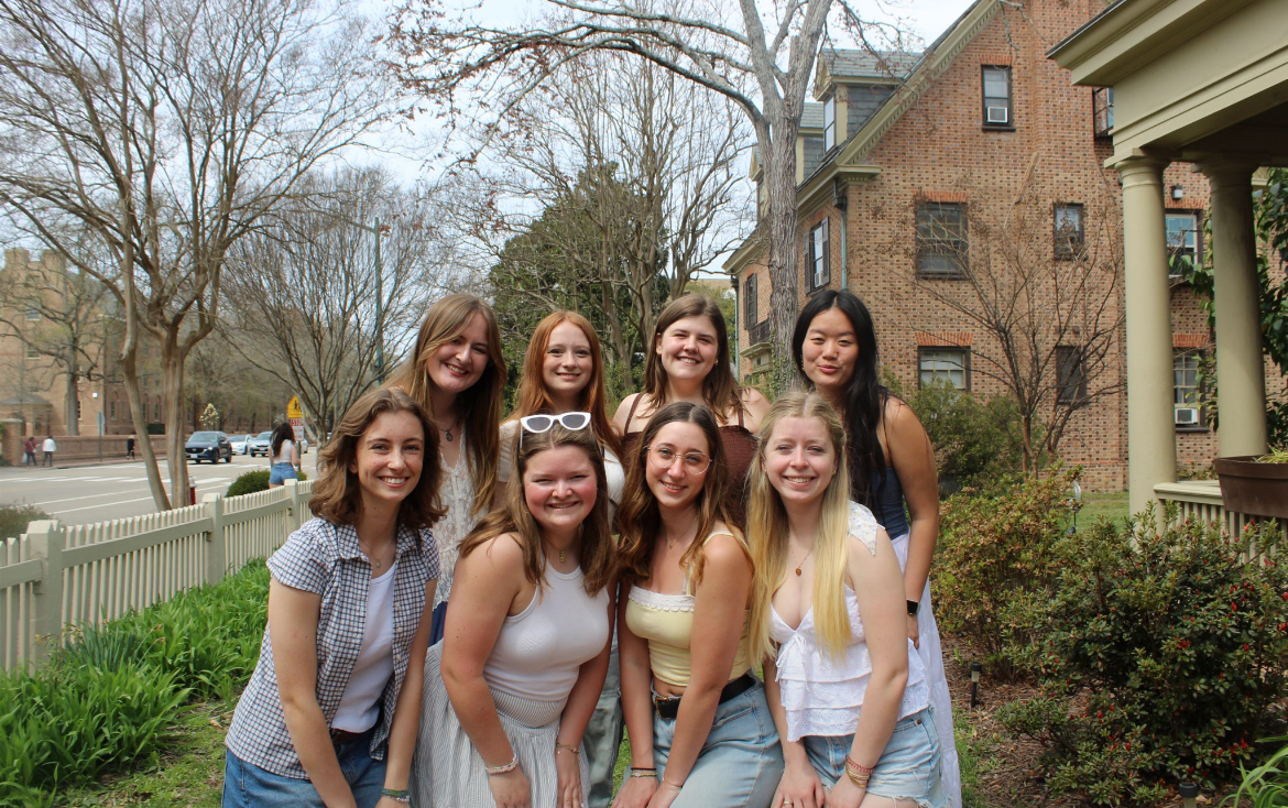 GPhi members in the yard
