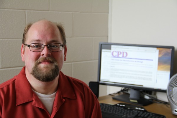 Eric Walter, Ph.D., joined IT as the new HPC Applications Analyst