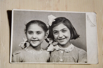 Erika and her sister Judith (Courtesy photo)