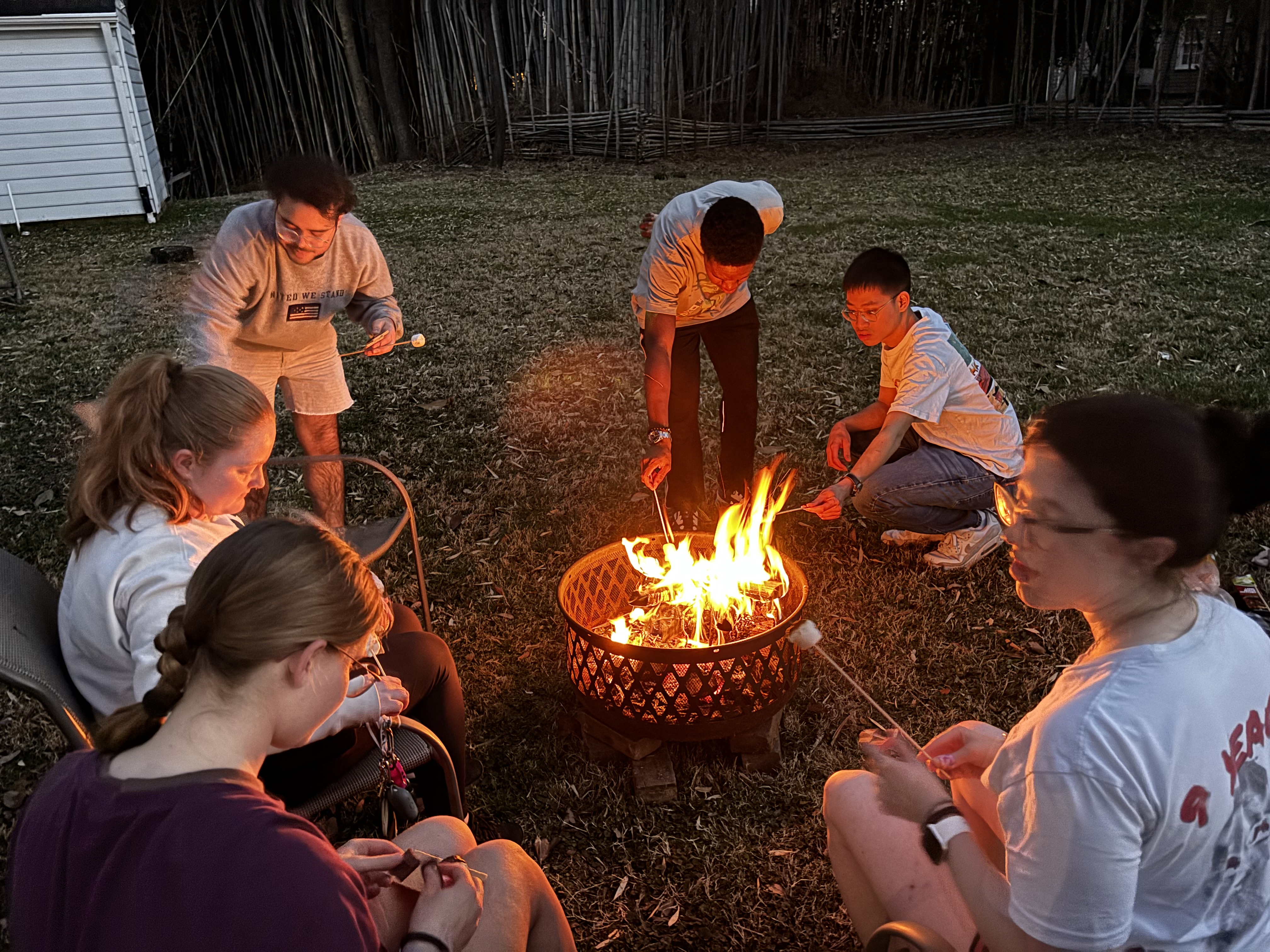 Wesley Campus Ministry builds a campfire and s'mores for those staying on campus. (Photo courtesy of Emma Kaufman-Horner ‘27)  