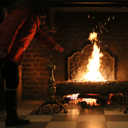 yule-log-toss.png