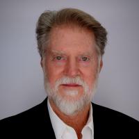 Dr. Kelly Crace's headshot