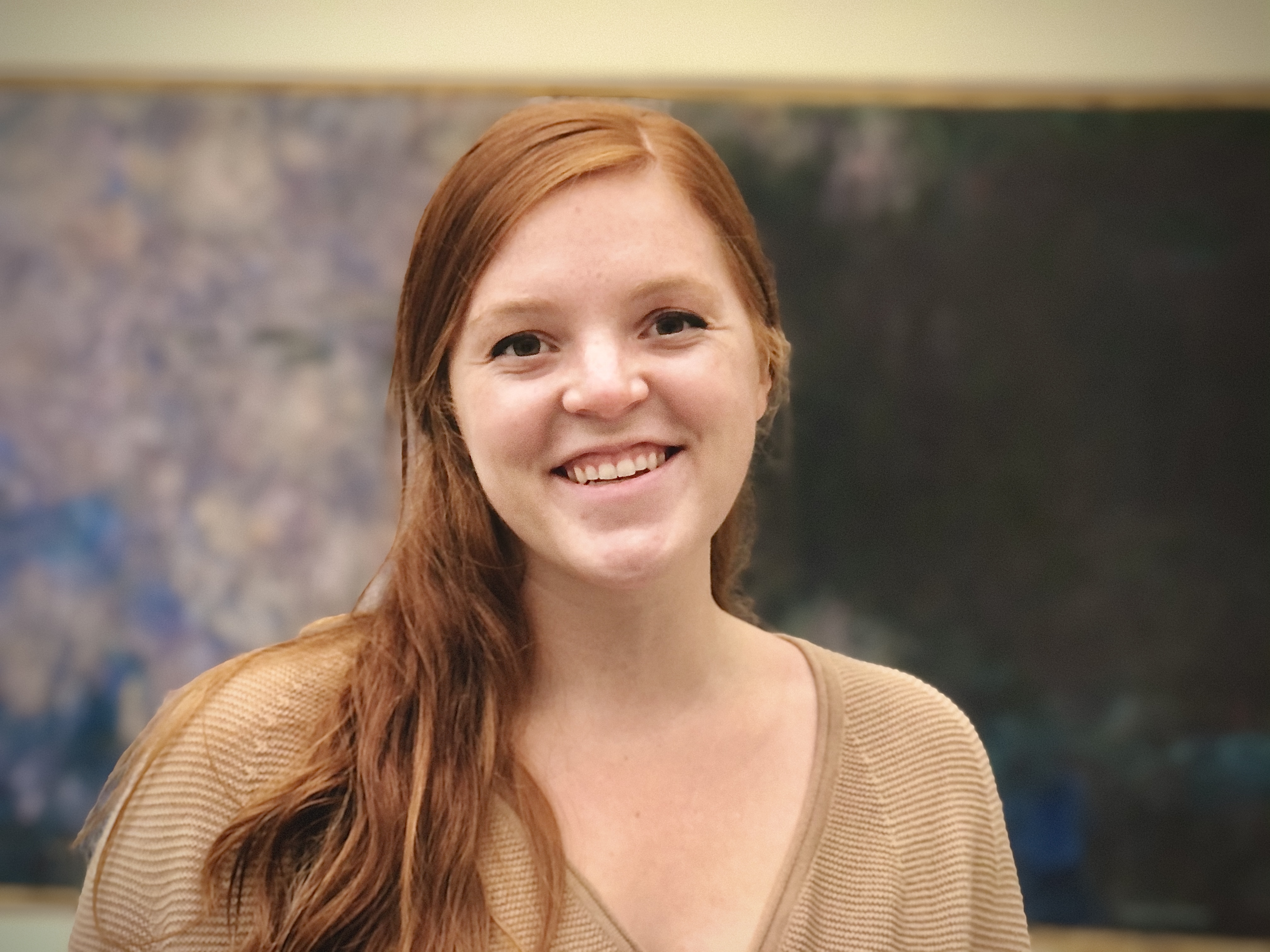 Ally Phillips headshot