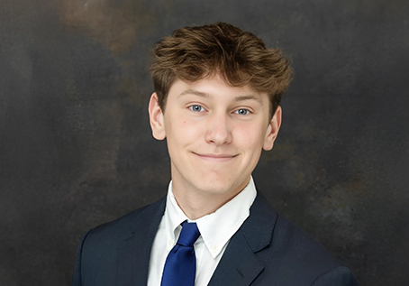 Headshot thumbnail photo of Tucker Peters.