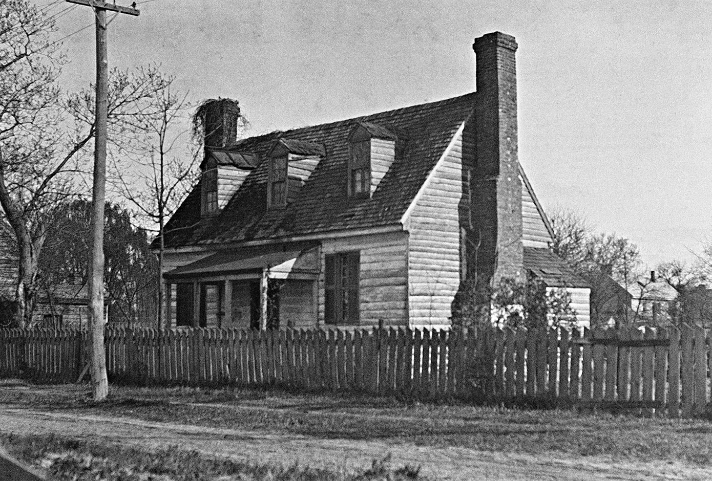 Front elevation of the Dudley Digges House in its original location on Prince George Street, Williamsburg, Virginia.