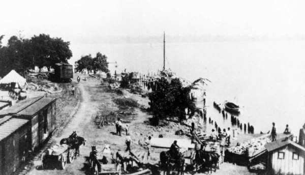 Waterfront along James River in the late nineteenth century. Note the decayed wharves from the heyday of Civil War activity (from Mary M. Calos et al., Old City Point and Hopewell: The First 370 Years [Norfolk: The Donning Company/Publishers, 1993], 40).