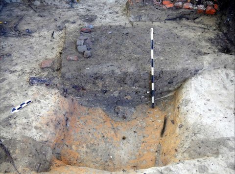 Feature 8 photograph.